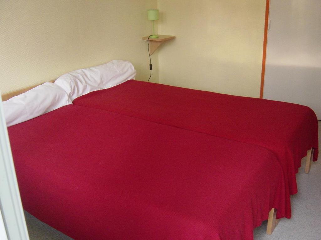 סן-ז'ירון Les Chambres Et Studios Camping Parc De Paletes חדר תמונה