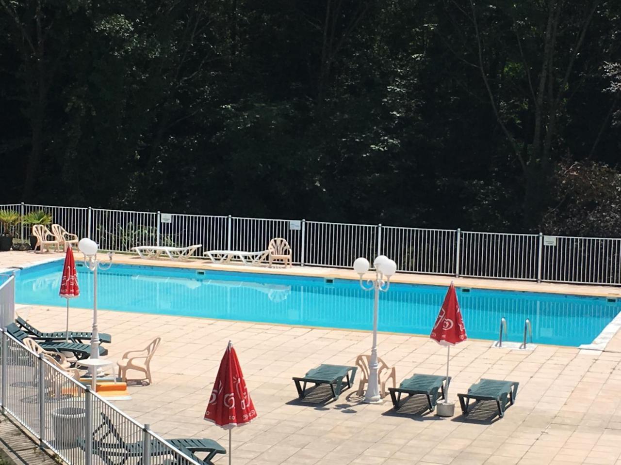 סן-ז'ירון Les Chambres Et Studios Camping Parc De Paletes מראה חיצוני תמונה